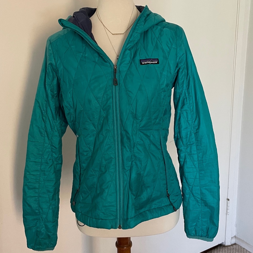 Patagonia Women's Nano Puff® Hoody, Small